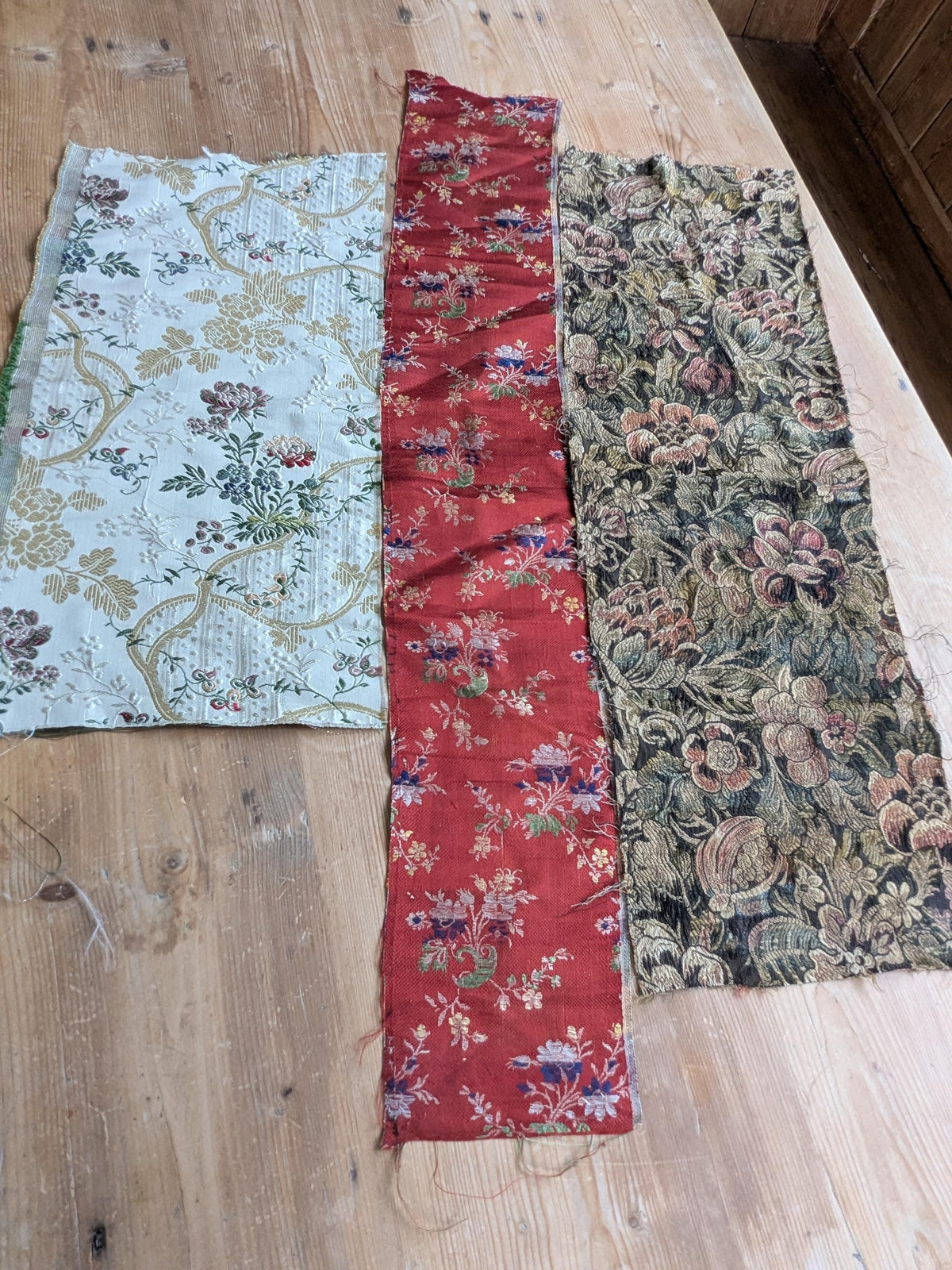 3 pieces antique & vintage fabric